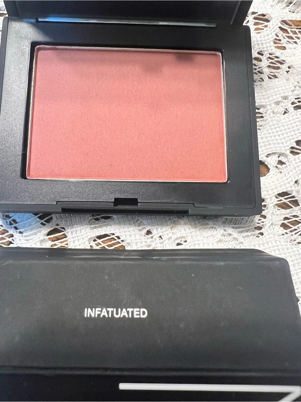 NARS blush - infatuated